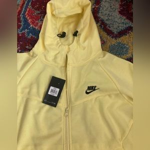 Nike jogging suit